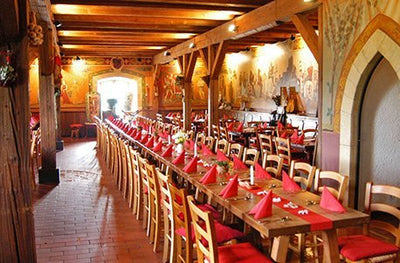 JOCHEN SCHWEIZER Geschenkgutschein: Mittelalter-Krimi & Dinner auf der Burg bei Koblenz - Geschenkapp