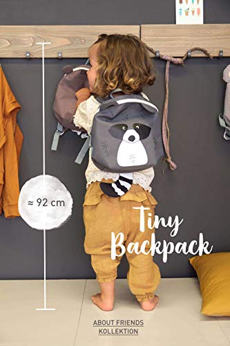 LÄSSIG Kleiner Kinderrucksack für Kita Kindertasche Krippenrucksack mit Brustgurt, 20 x 9.5 x 24 cm, 3,5 L/Tiny Backpack Fox - Geschenkapp